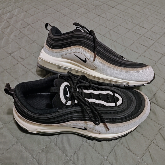 Nike Air Max 97's Black & White Men's Sneakers - Picture 3 of 7